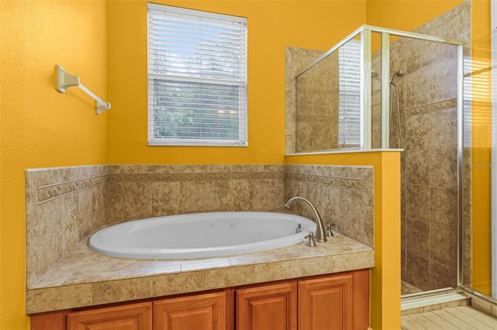 Image No.20-3 Bed Property for sale