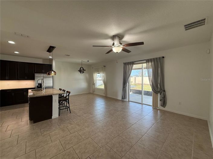 Image No.6-3 Bed Property for sale