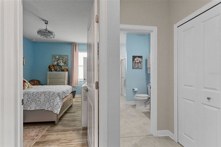 Image No.30-4 Bed Property for sale