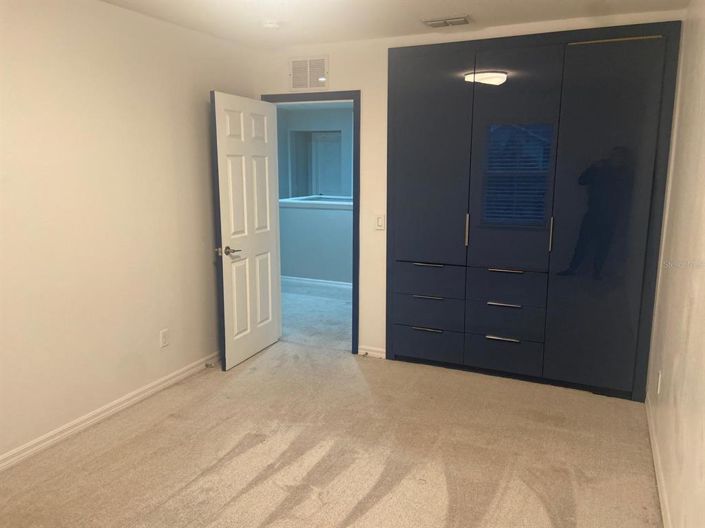 Image No.14-4 Bed Property for sale