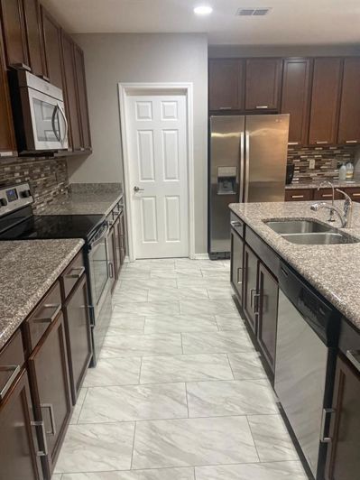 Image No.16-4 Bed Property for sale