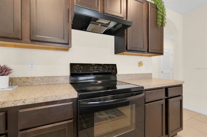 Image No.18-4 Bed Property for sale