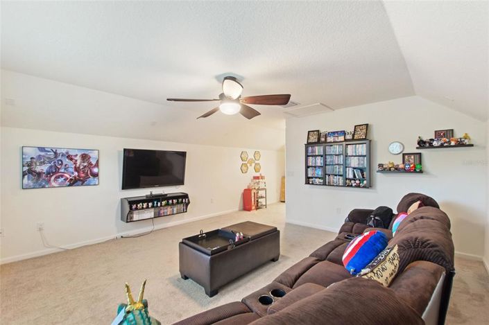 Image No.29-3 Bed Property for sale