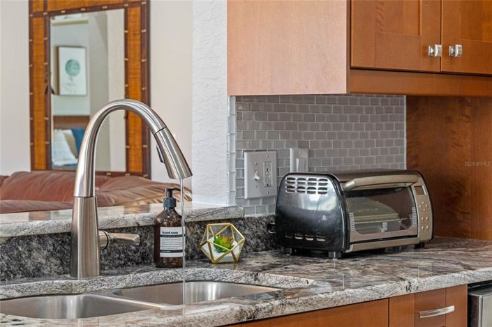 Image No.23-5 Bed Property for sale