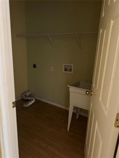 Image No.10-4 Bed Property for sale