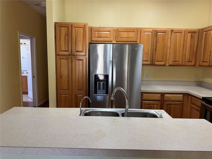 Image No.8-4 Bed Property for sale