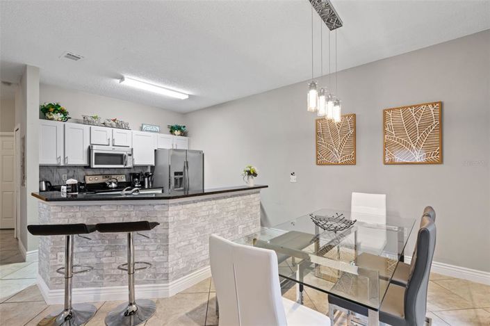 Image No.16-4 Bed Townhouse for sale