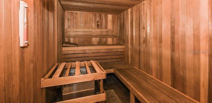 Image No.42-4 Bed Townhouse for sale