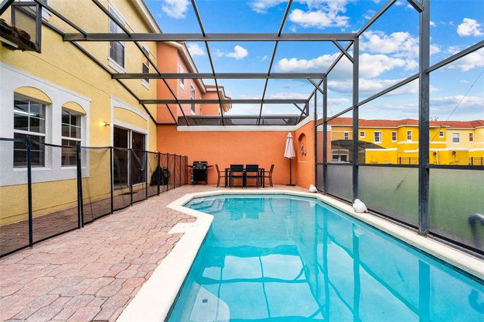 Image No.7-4 Bed Townhouse for sale