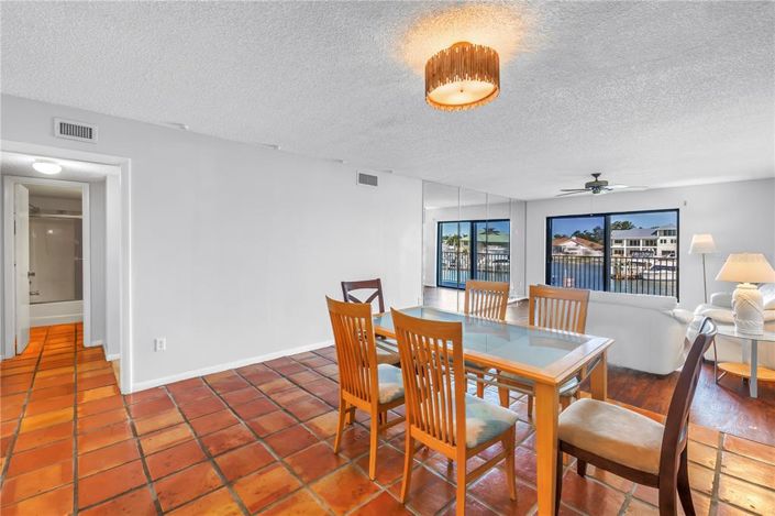 Image No.10-Propriété de 2 chambres à vendre à Floride