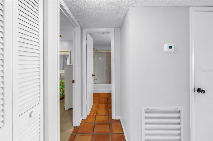 Image No.18-Propriété de 2 chambres à vendre à Floride