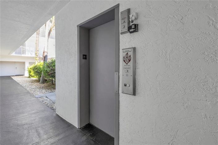 Image No.33-Propriété de 2 chambres à vendre à Floride