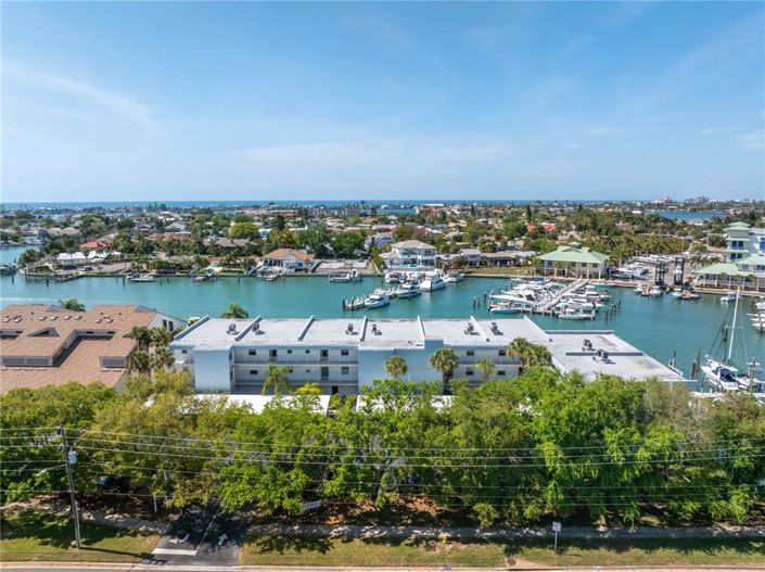 Image No.49-Propriété de 2 chambres à vendre à Floride