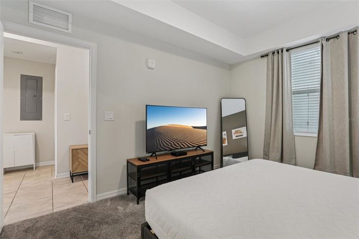 Image No.20-2 Bed Property for sale