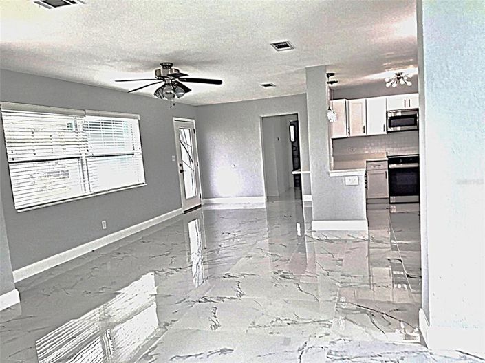 Image No.11-2 Bed Property for sale