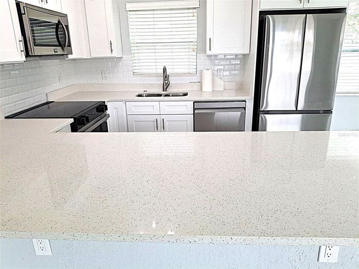 Image No.14-2 Bed Property for sale