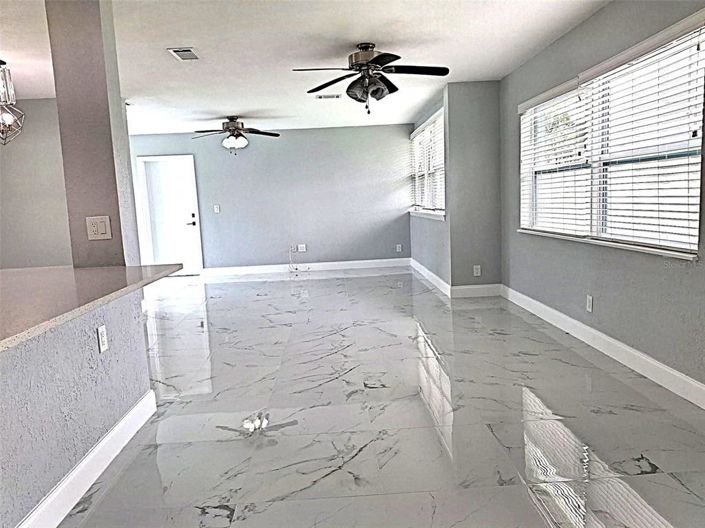 Image No.15-2 Bed Property for sale