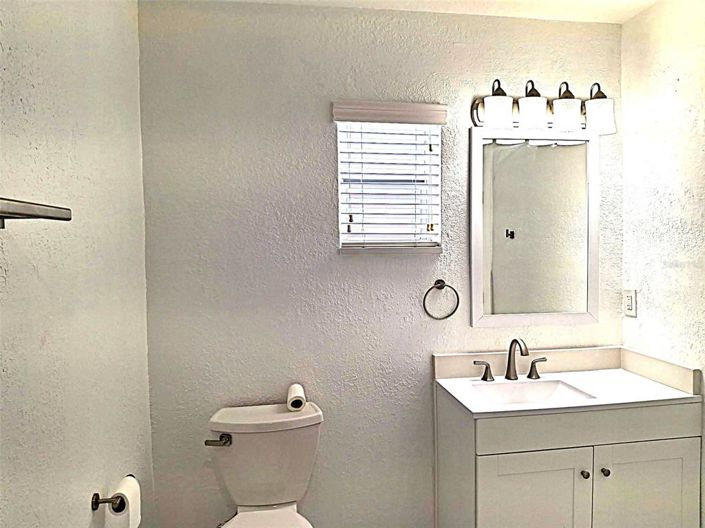 Image No.18-2 Bed Property for sale