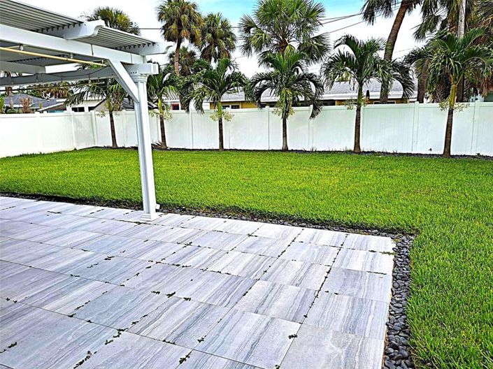 Image No.32-2 Bed Property for sale