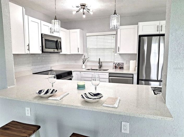 Image No.6-2 Bed Property for sale