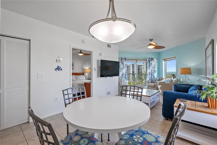 Image No.5-Propriété de 2 chambres à vendre à Treasure Island