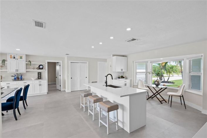 Image No.13-3 Bed Property for sale