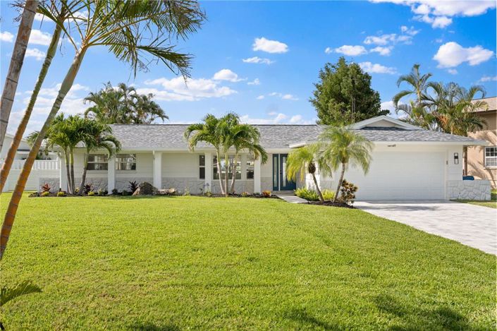 Image No.2-3 Bed Property for sale