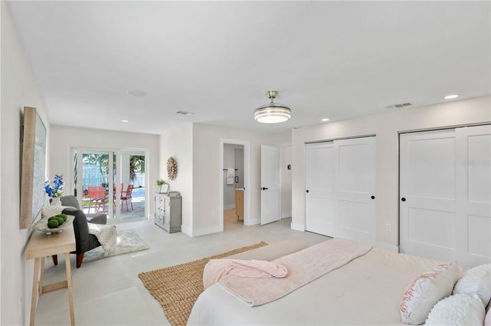 Image No.23-3 Bed Property for sale