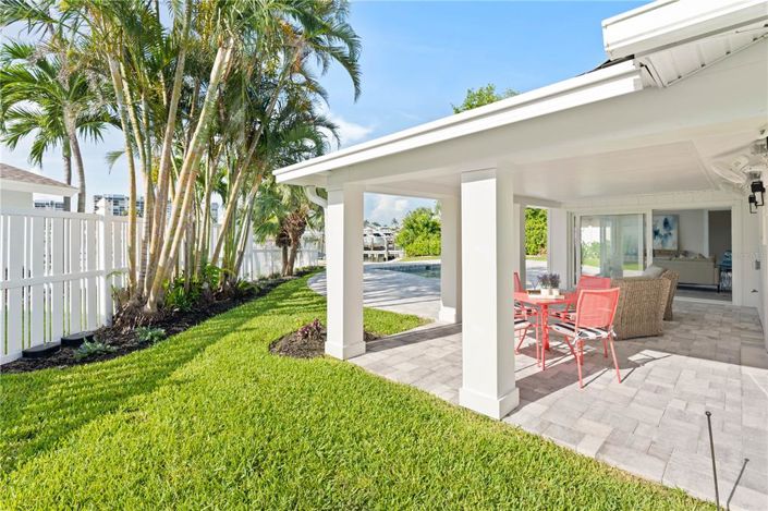 Image No.24-3 Bed Property for sale