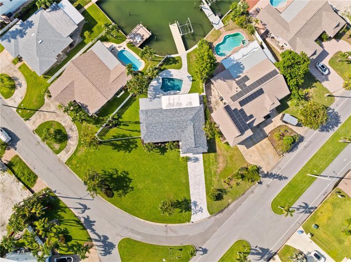 Image No.40-3 Bed Property for sale