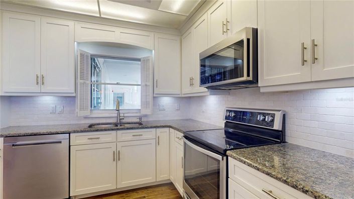 Image No.13-2 Bed Property for sale