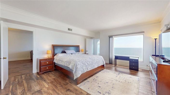 Image No.25-2 Bed Property for sale