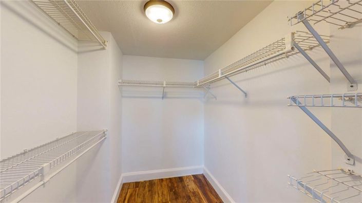 Image No.28-2 Bed Property for sale