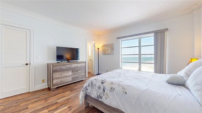 Image No.30-2 Bed Property for sale