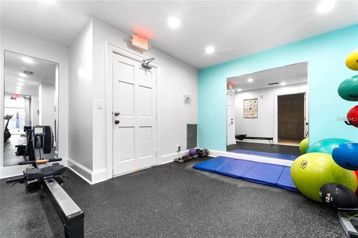 Image No.41-2 Bed Property for sale