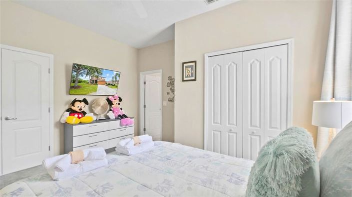 Image No.18-5 Bed Property for sale