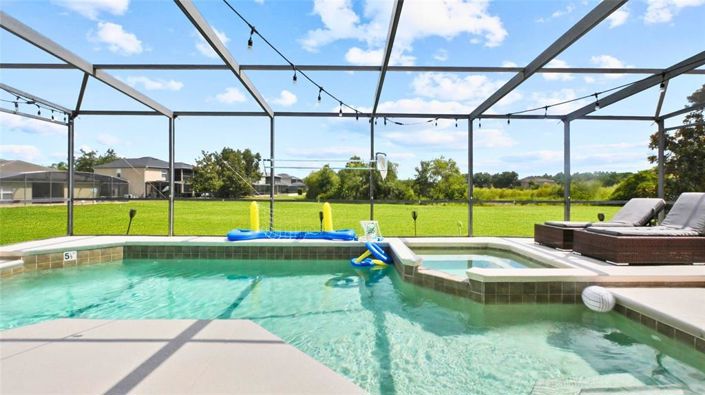 Image No.36-5 Bed Property for sale