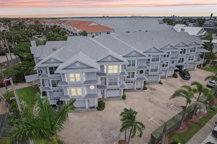 Image No.2-Maison de ville de 3 chambres à vendre à Floride