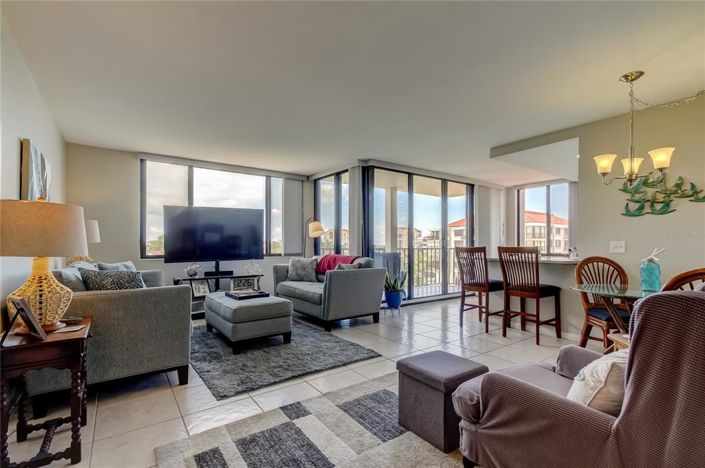 Image No.3-Propriété de 2 chambres à vendre à St. Petersburg