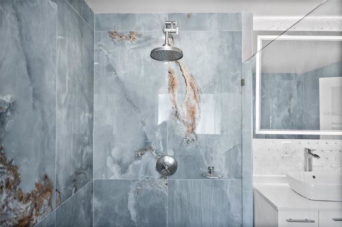 Image No.18-3 Bed Property for sale