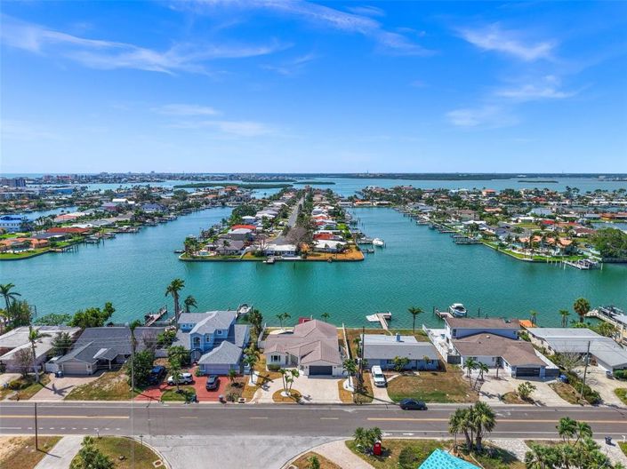 Image No.25-3 Bed Property for sale