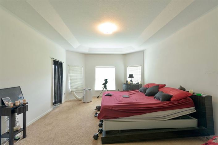 Image No.16-4 Bed Property for sale