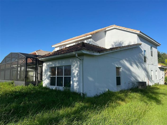 Image No.19-4 Bed Property for sale