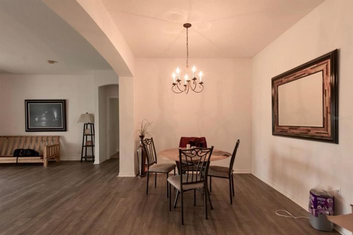 Image No.9-4 Bed Property for sale