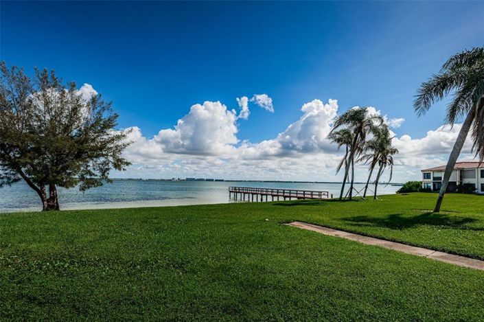 Image No.1-Propriété de 2 chambres à vendre à États-Unis
