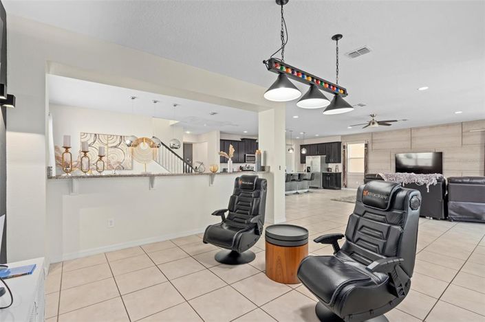 Image No.20-9 Bed Property for sale