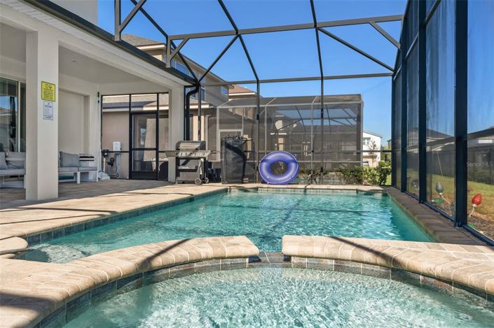 Image No.56-9 Bed Property for sale