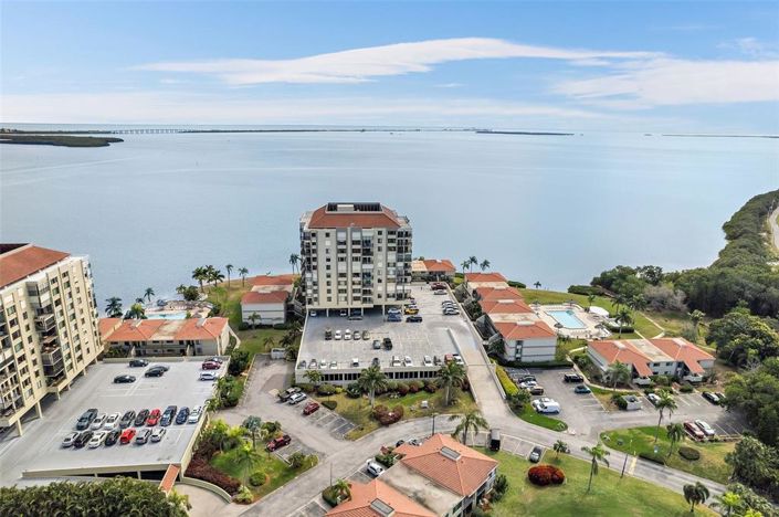 Image No.27-2 Bed Property for sale