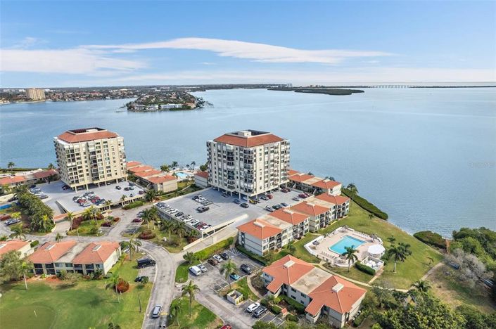 Image No.28-2 Bed Property for sale