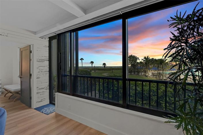 Image No.7-2 Bed Property for sale